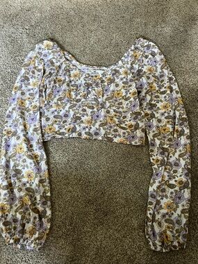 Hollister Yellow & Lavender Floral Cropped Peasant Top